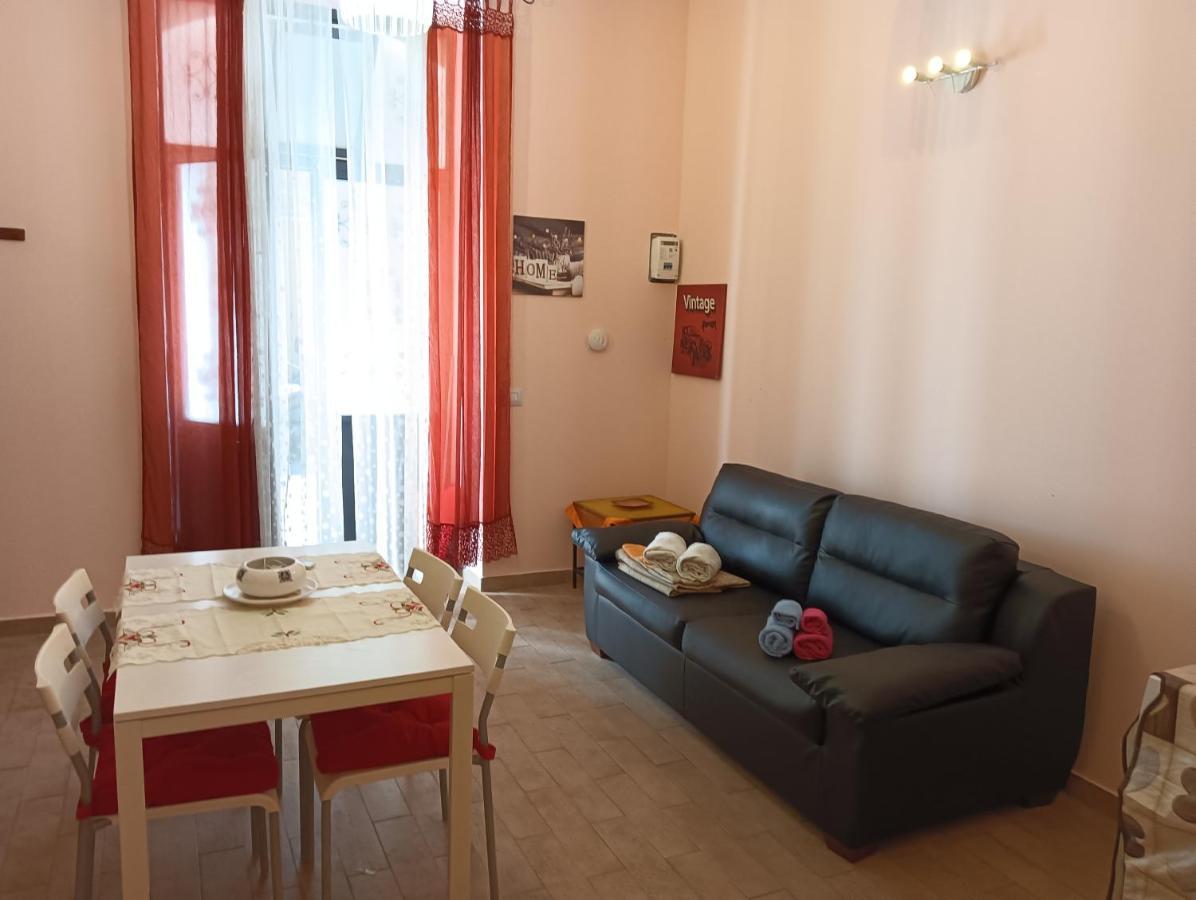 Apartment Vintage House Center Catania