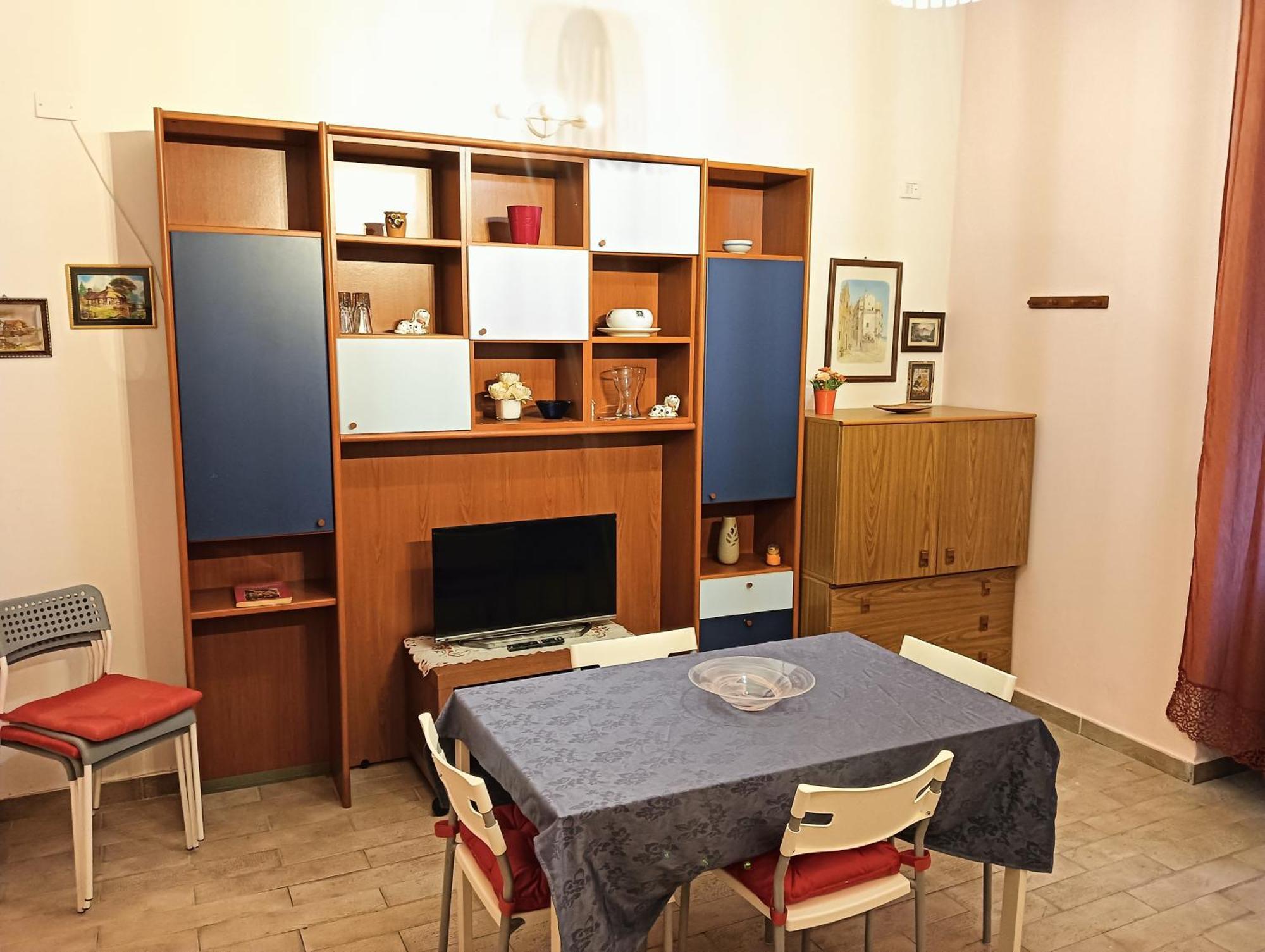 Vintage House Center