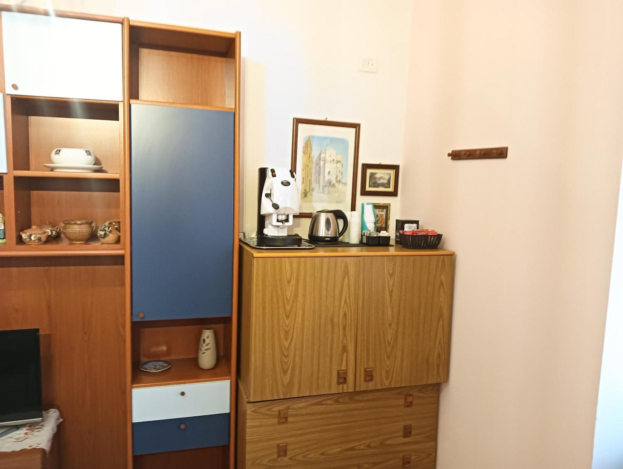 Vintage House Center *
